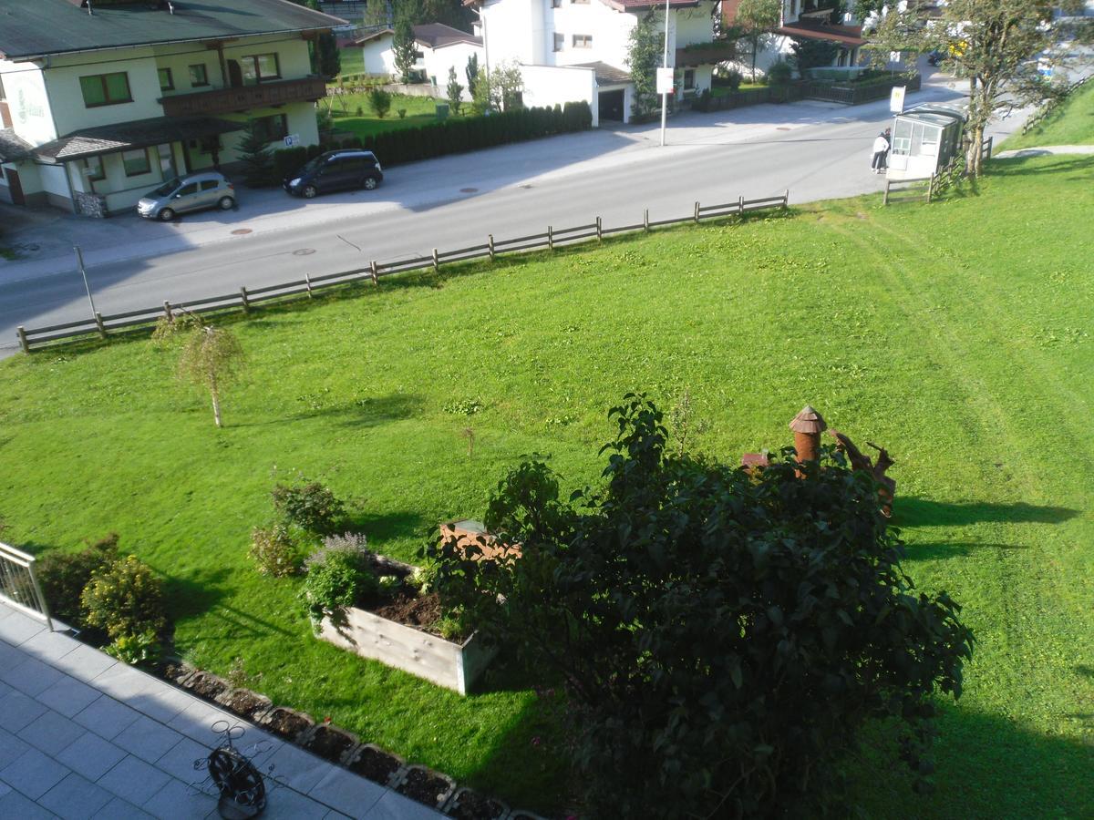 Gruenwaldhof Bed & Breakfast ทักซ์ ภายนอก รูปภาพ